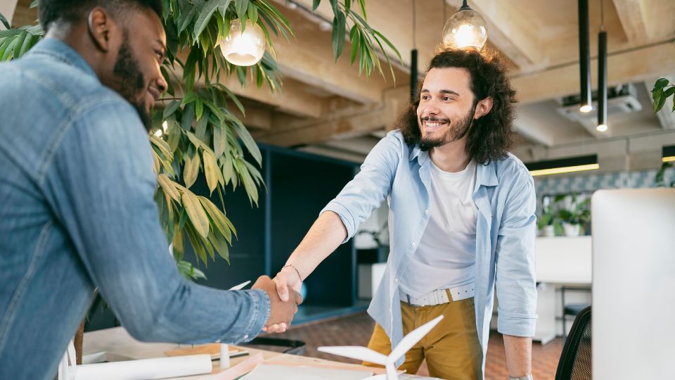 que es una joint venture, tipos de joint venture, ejemplos de joint venture, desventajas joint ventures, ventajas de joint venture