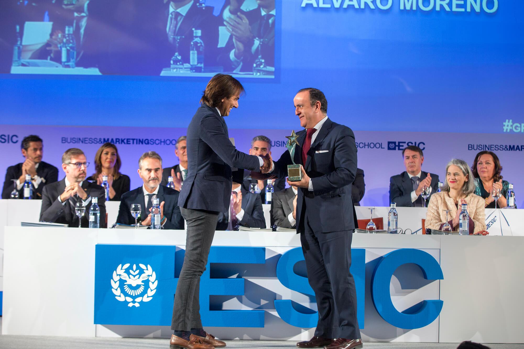 premio aster esic sevilla graduacion