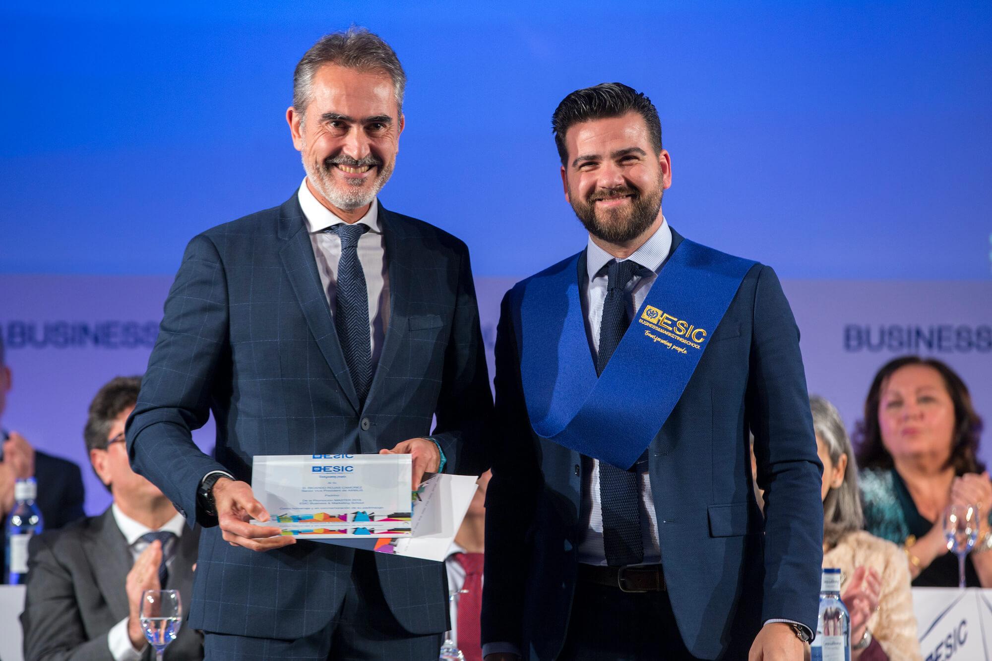 premio aster esic sevilla graduacion