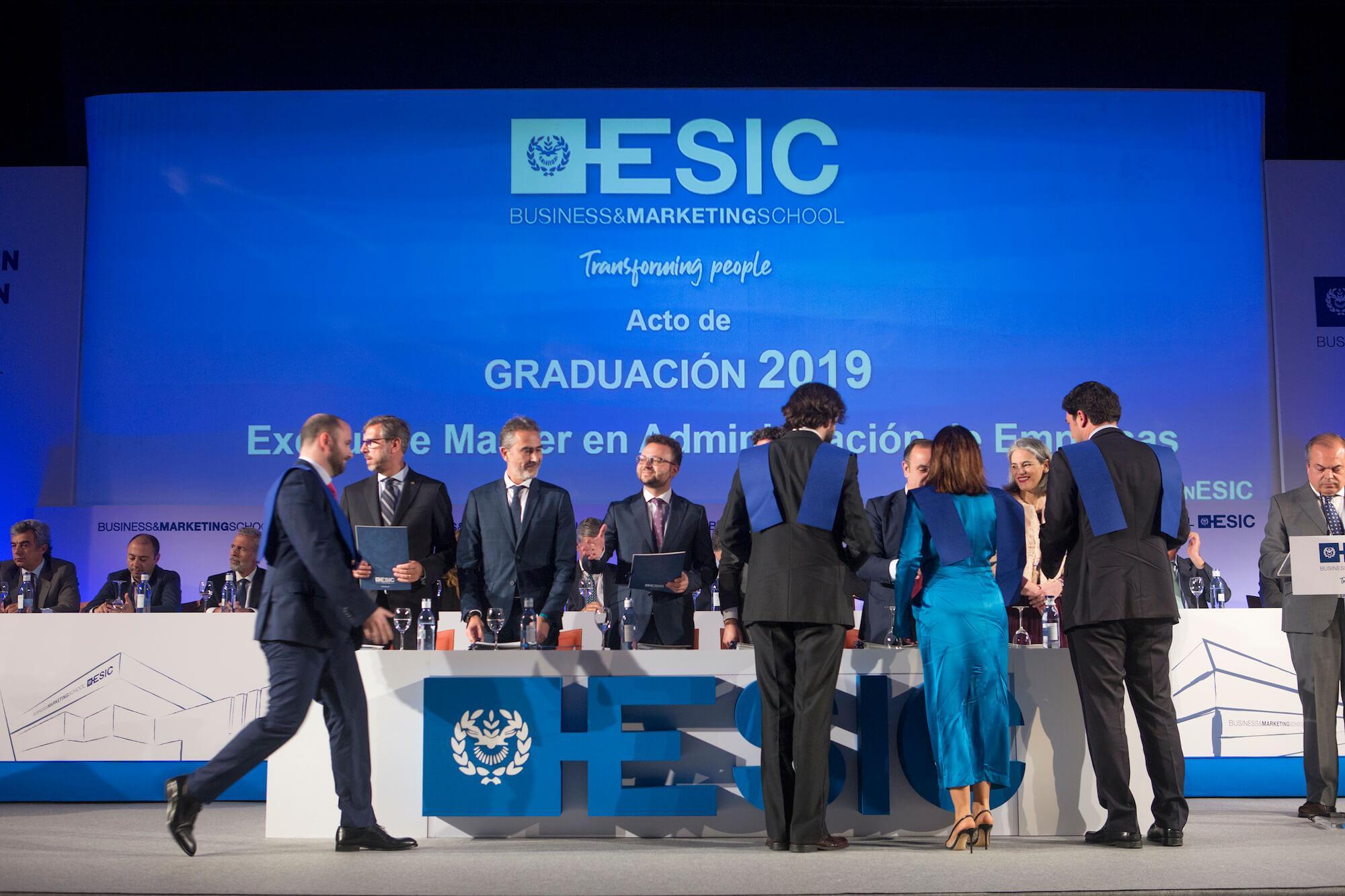 premio aster esic sevilla graduacion