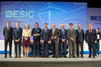 premio aster esic sevilla graduacion