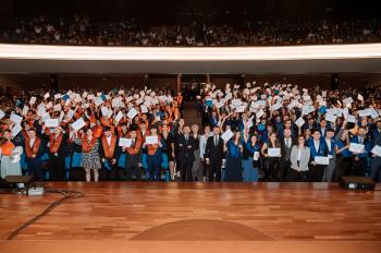 éxito-y-emoción-en-un-nuevo-acto-de-graduación-de-esic-barcelona