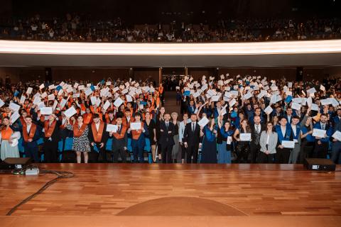 éxito-y-emoción-en-un-nuevo-acto-de-graduación-de-esic-barcelona